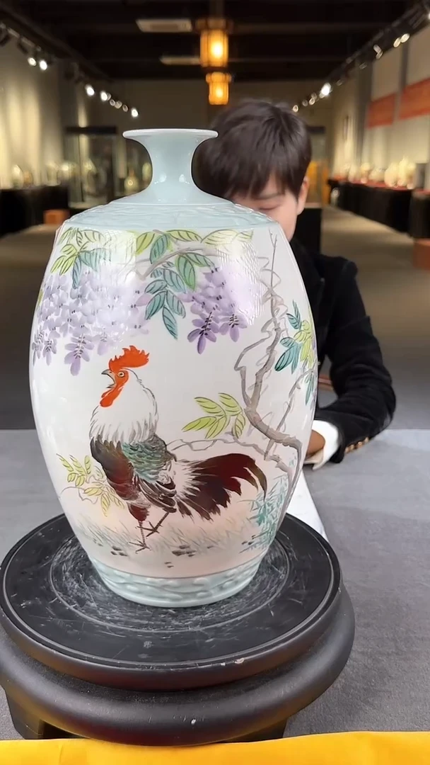 【闪购商品】摆件景德镇陶瓷余年丰锦羽鸣春瓶