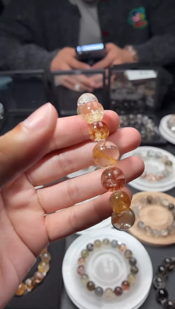 未镶嵌珠宝半成品水晶多样性其一天然水晶金发混搭手串