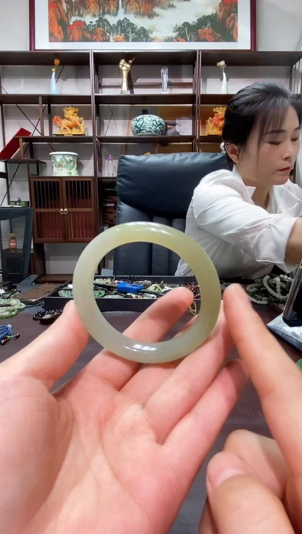 未镶嵌手镯和田玉53