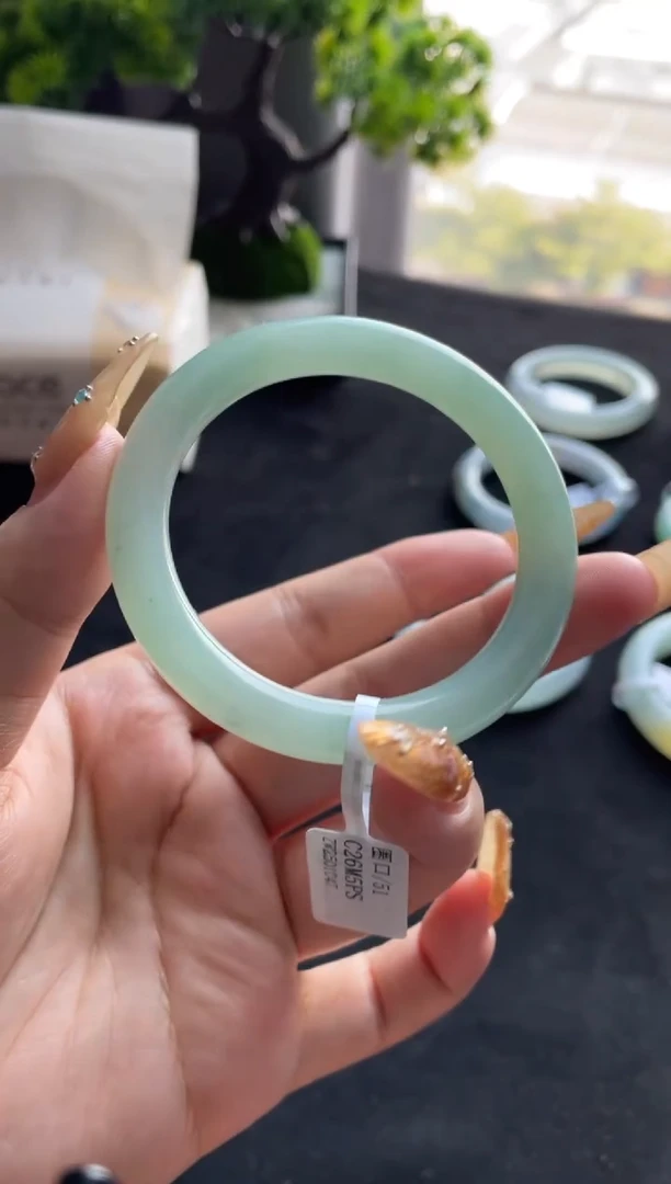 未镶嵌手镯翡翠三天鉴赏期