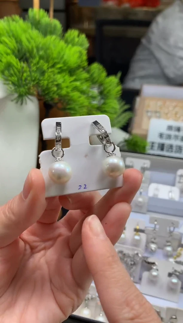 未镶嵌耳饰海水珍珠---105947