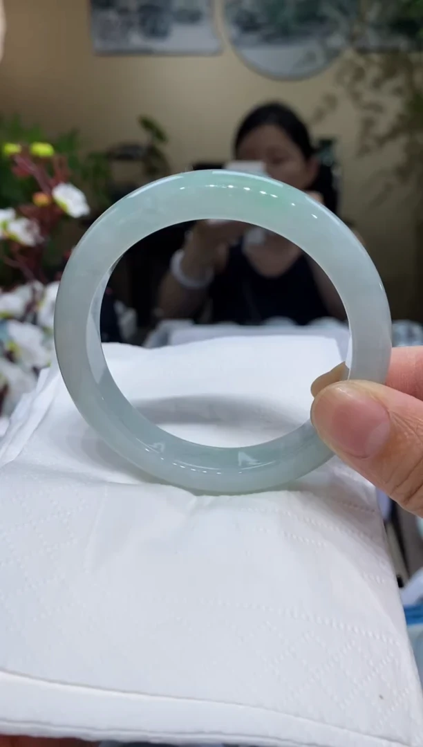 翡翠手镯未镶嵌翡翠56-57