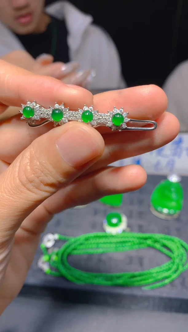 未镶嵌定制翡翠30多样性发货（发其一）