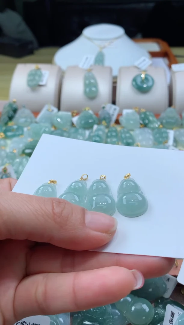 【闪购商品】翡翠颈饰18K金镶嵌天然缅甸a货翡翠