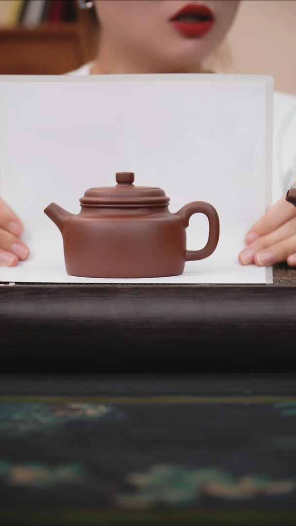 茶壶紫砂底槽青 德钟
