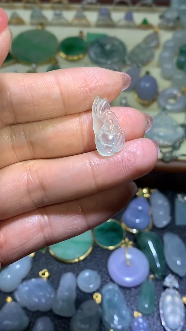 【闪购商品】翡翠颈饰未镶嵌0109翡翠吊坠