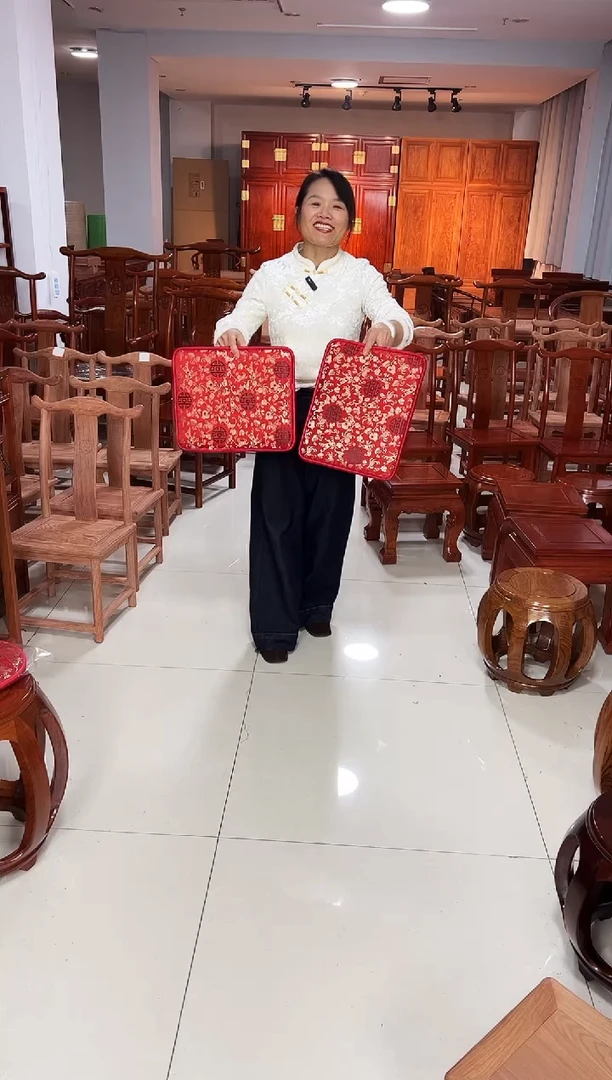 花梨木类家具坐垫