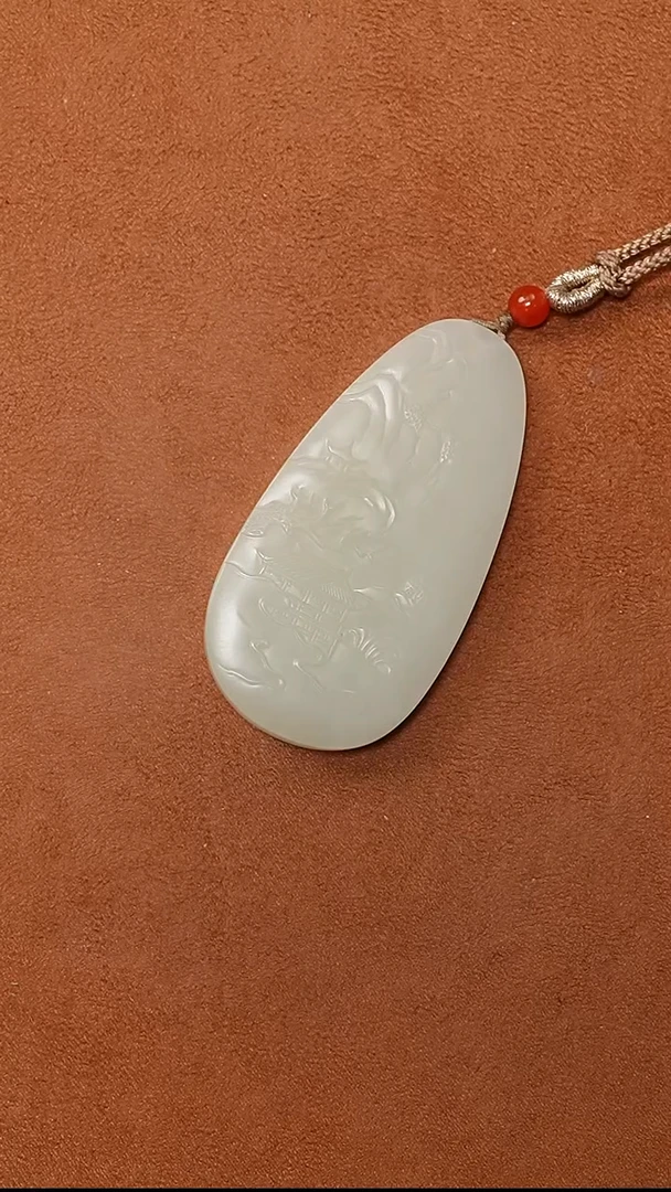 颈饰未镶嵌和田玉0