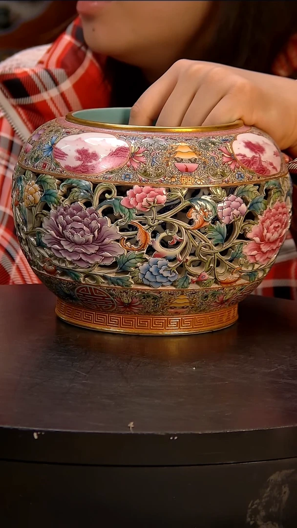 摆件陈**?zzzzzzzzzzzzzzzz