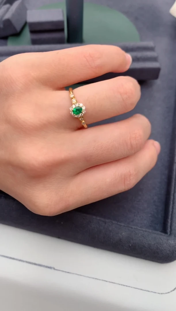 祖母绿戒指18K金镶嵌14分祖母绿   DG