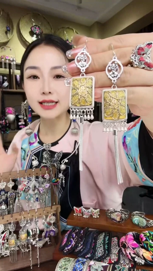 刺绣非遗刺绣民族风饰品