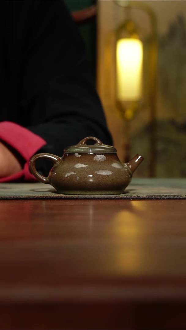 【览古雅韵】铁胎壶