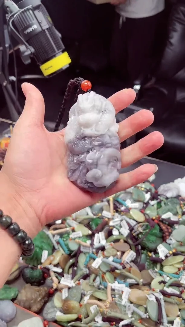 和田玉未镶嵌颈饰拍一发一