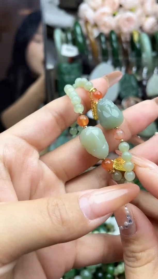 颈饰未镶嵌和田玉未镶嵌和田玉吊坠多样性拍一发一