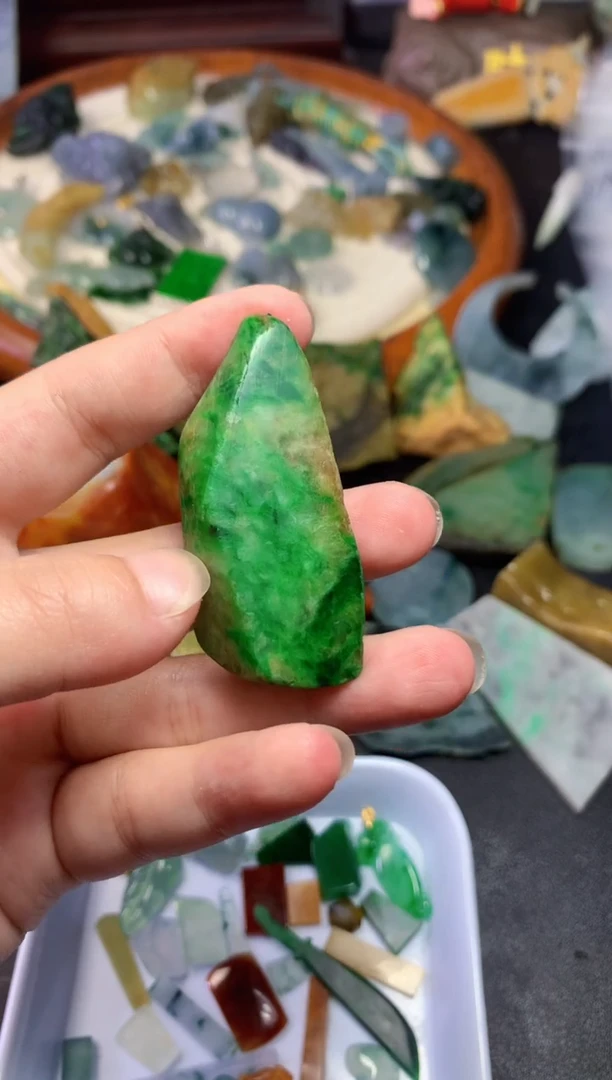 颈饰未镶嵌翡翠A**7039天然翡翠