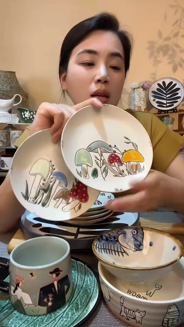 瓷片瑕疵款 2个6英寸碟子 介意勿拍