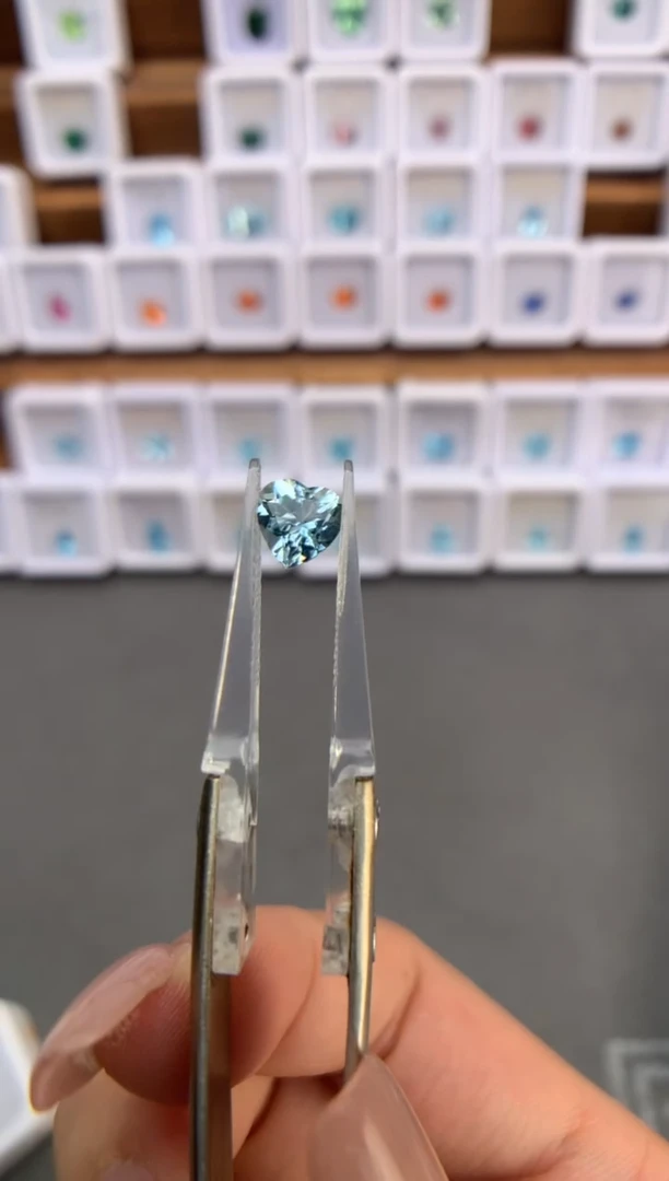 未镶嵌裸石定制海蓝宝石1.16ct 圣玛 04070