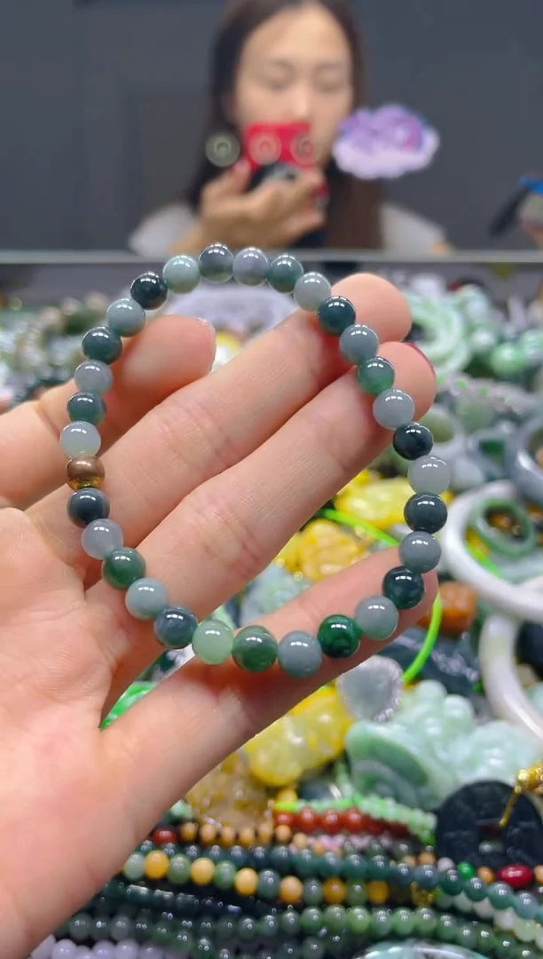 颈饰未镶嵌翡翠6MM/G/翡翠A货，一件也是批发价