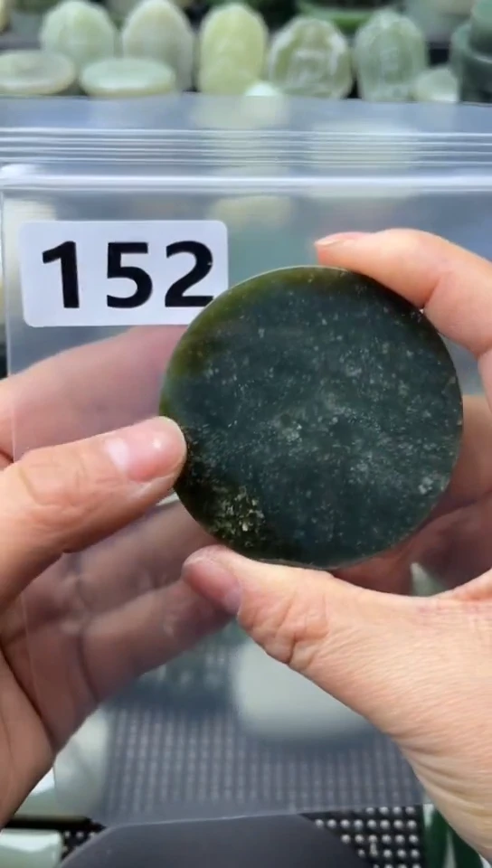 未镶嵌和田玉珠宝半成品镯芯