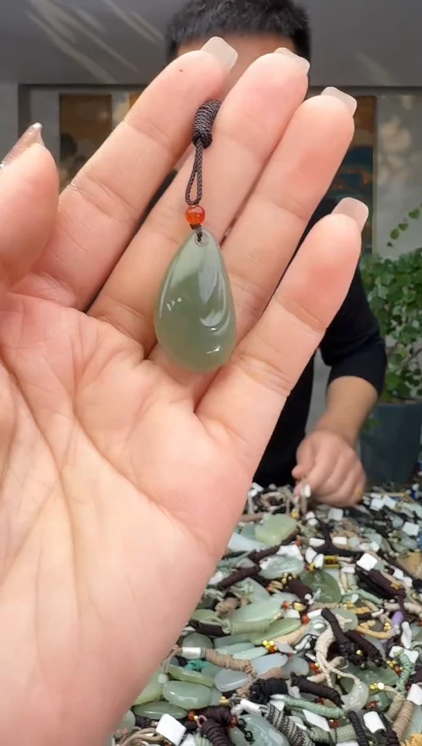 颈饰未镶嵌和田玉拍一发一多样性发货