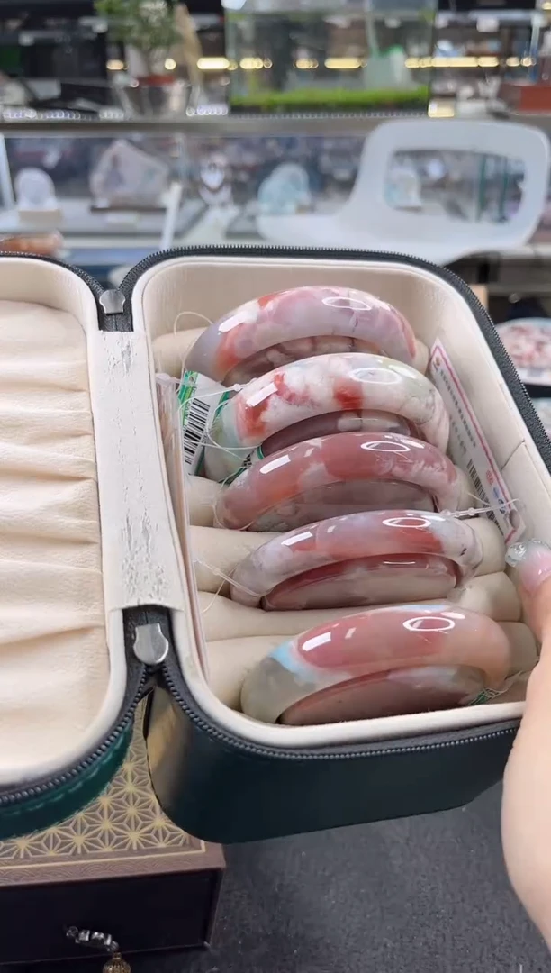 未镶嵌手镯石英质玉圈口（赠品镯心）
