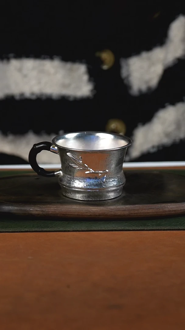 手工锤纹竹节主人杯