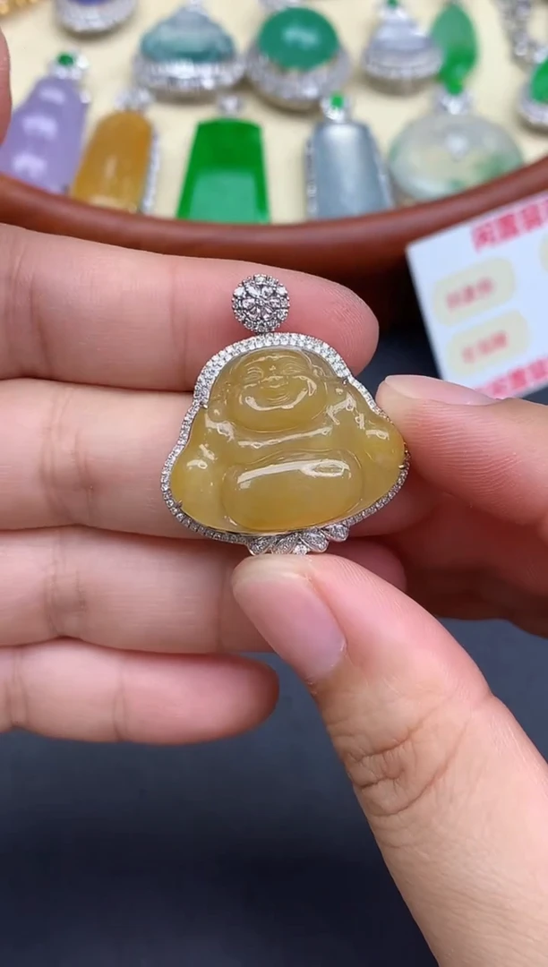 颈饰18K金镶嵌翡翠495-中国好珍宝