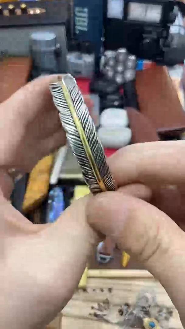 瓷片闪购商品  如图所示