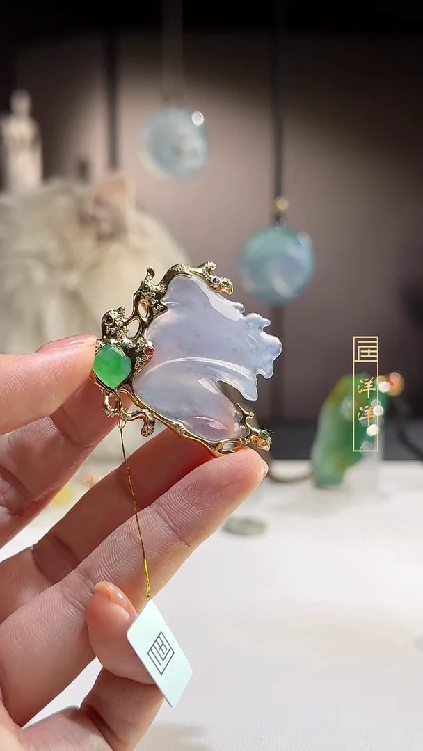 颈饰18K金镶嵌翡翠胸针吊坠两用款 蝴蝶 洋