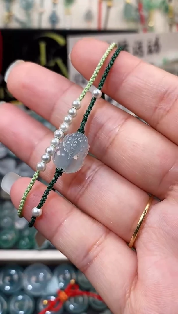 散珠翡翠貔貅小花手绳 手围15