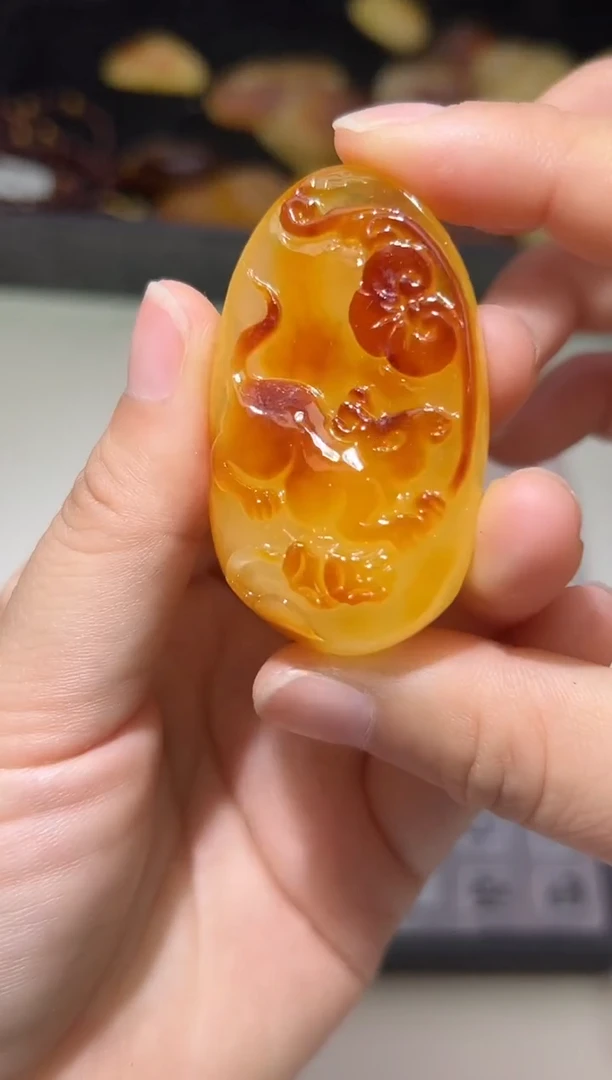 裸石琥珀未镶嵌琥珀蜜蜡吊坠