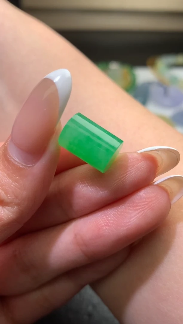 未镶嵌定制翡翠鲤毛货12.6-9