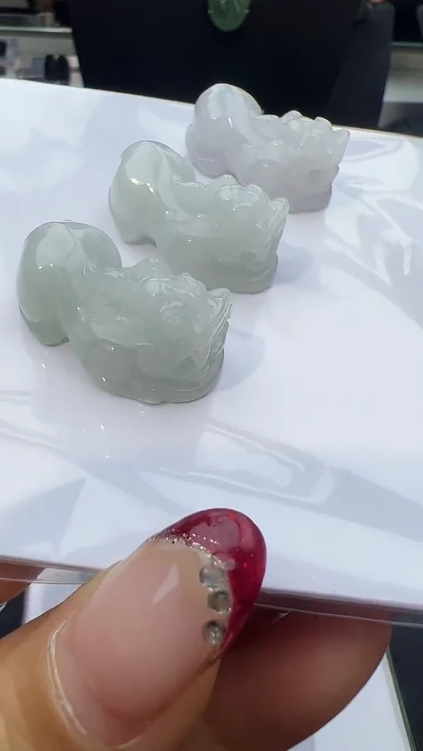 【闪购商品】翡翠颈饰未镶嵌貔貅多样性发其一