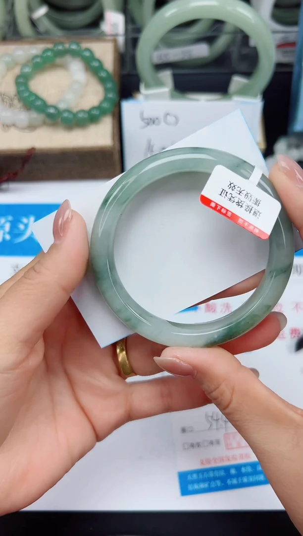 未镶嵌手镯石英质玉24-54/55