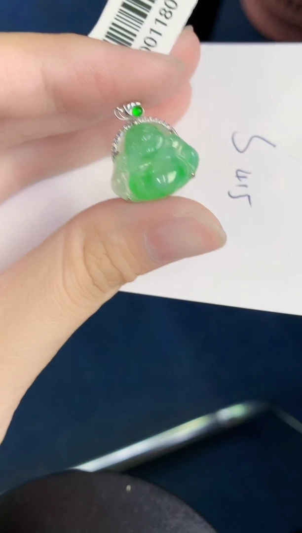 翡翠18K金镶嵌颈饰天然翡翠緬甸A貨