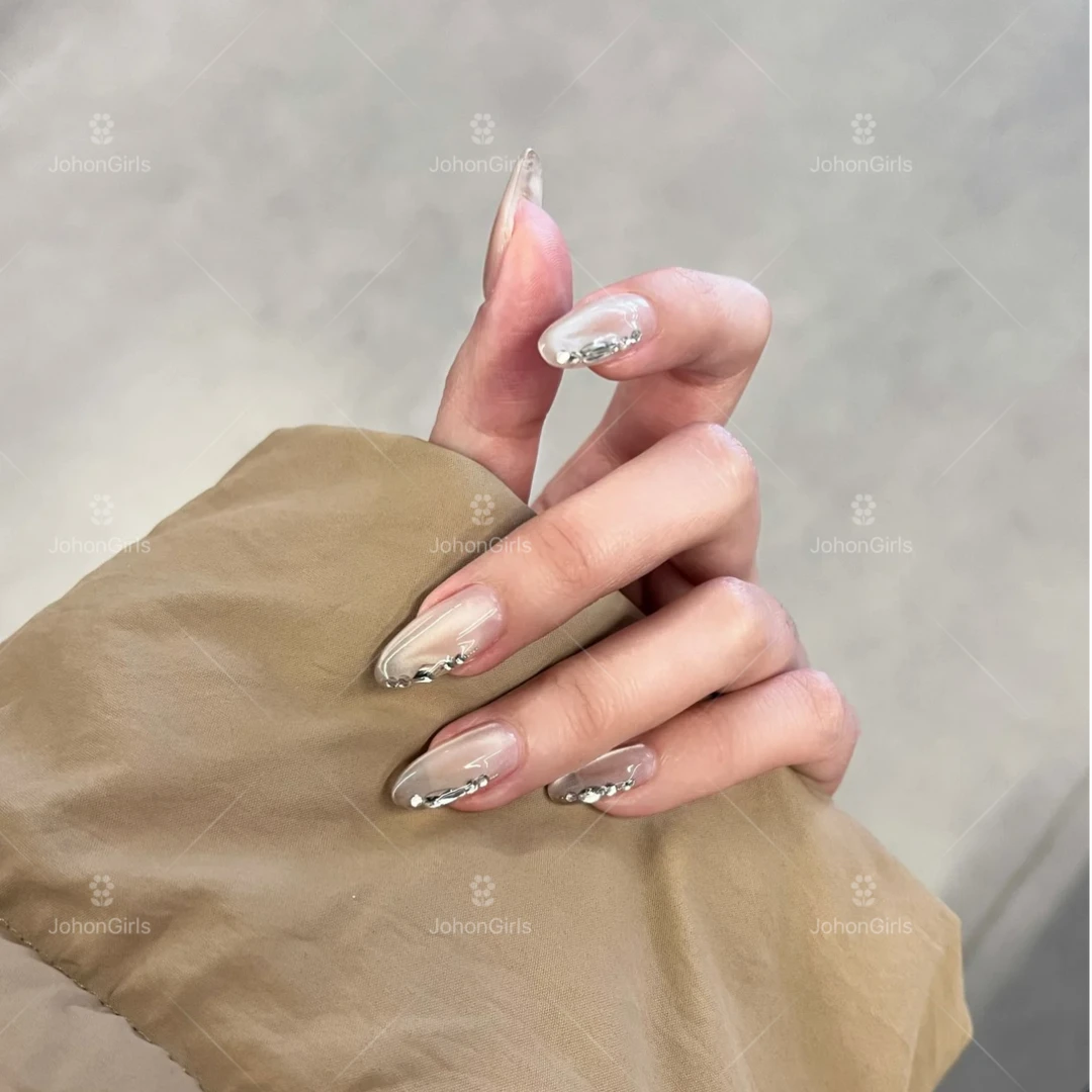 JohonGirls'/琴岛小嫚【小灯泡】高级感裸色猫眼显白气质手工穿戴甲