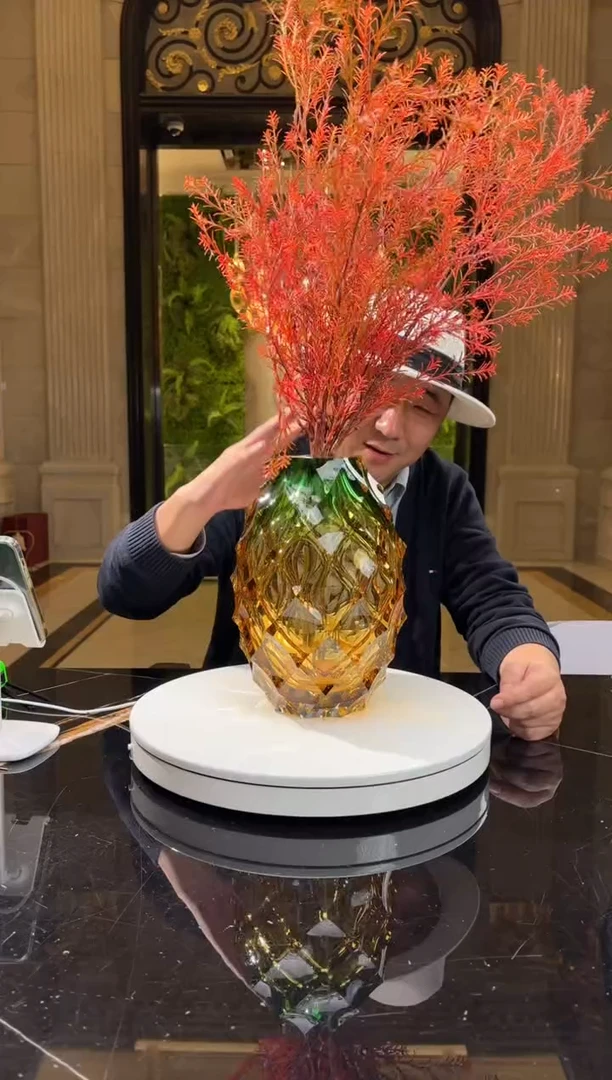 【闪购商品】摆件AJ05724金绿色菠萝花器