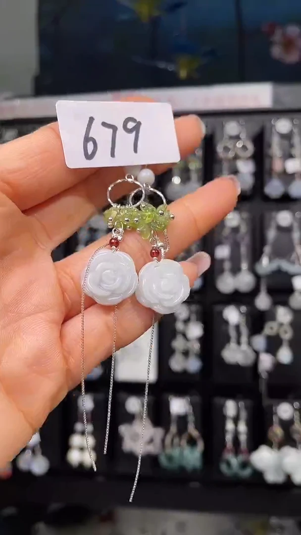 未镶嵌翡翠耳饰喜欢拍