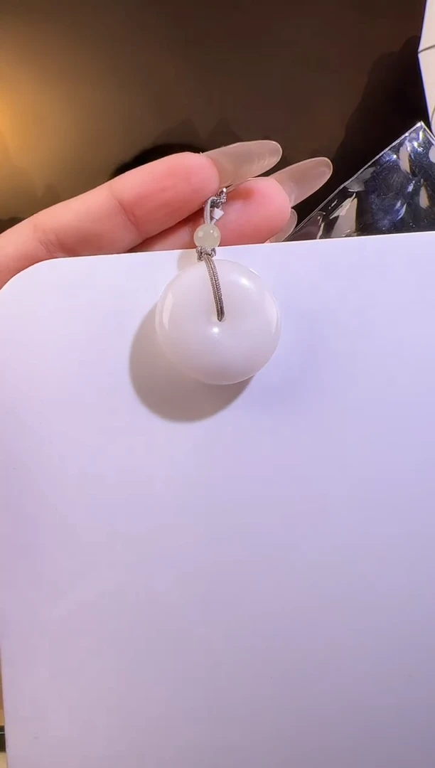 【闪购商品】和田玉颈饰未镶嵌扣54