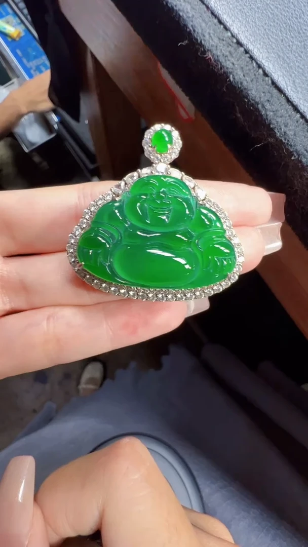 未镶嵌定制翡翠翡翠A货有轻微色差属于正常现象，佛公多样性发货1