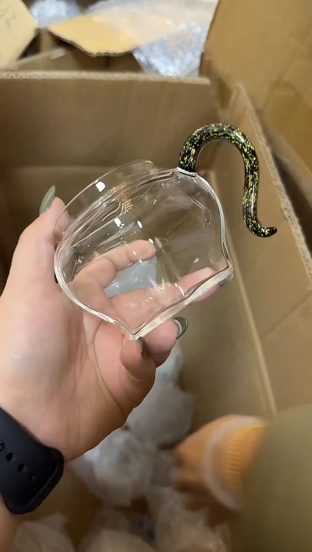 黑金玺然公道杯