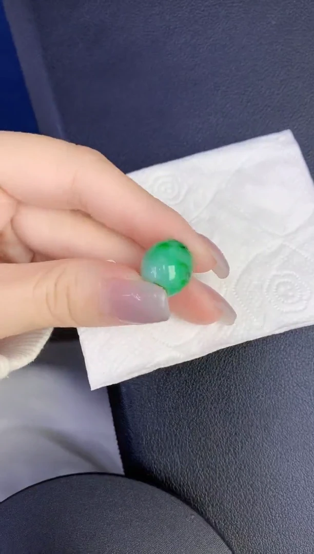 颈饰未镶嵌翡翠缅甸天然翡翠A货