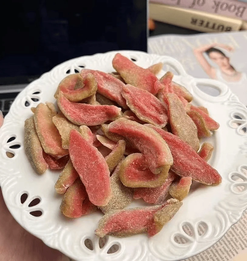 红心芭乐干酸甜可口