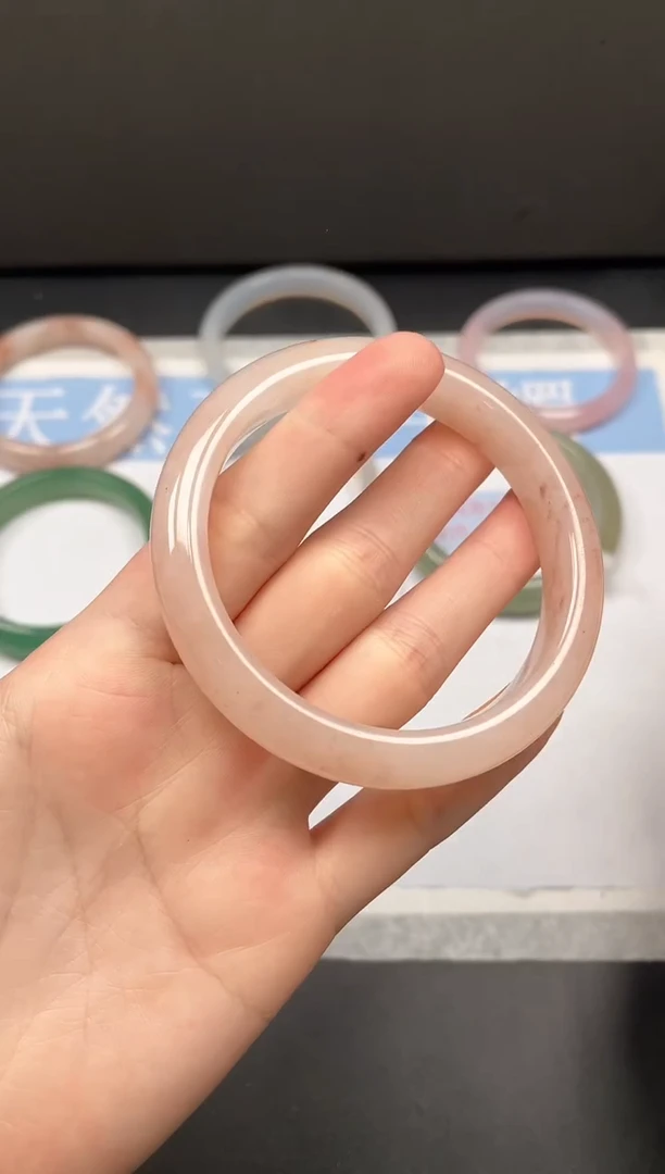 未镶嵌手镯石英质玉29L067-58