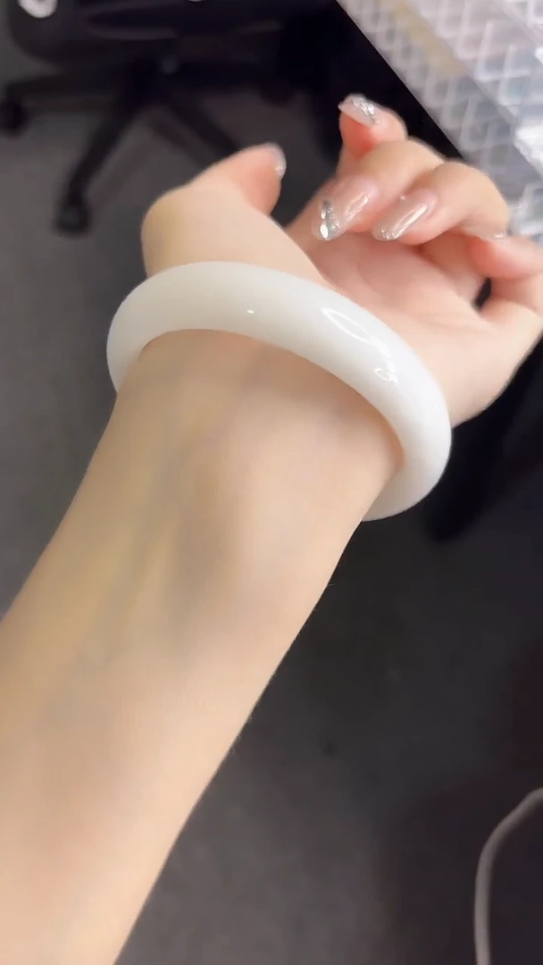 和田玉手镯未镶嵌143-3-57