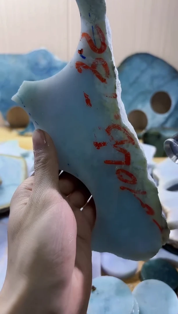 翡翠未镶嵌颈饰翡翠A货 陈谭168