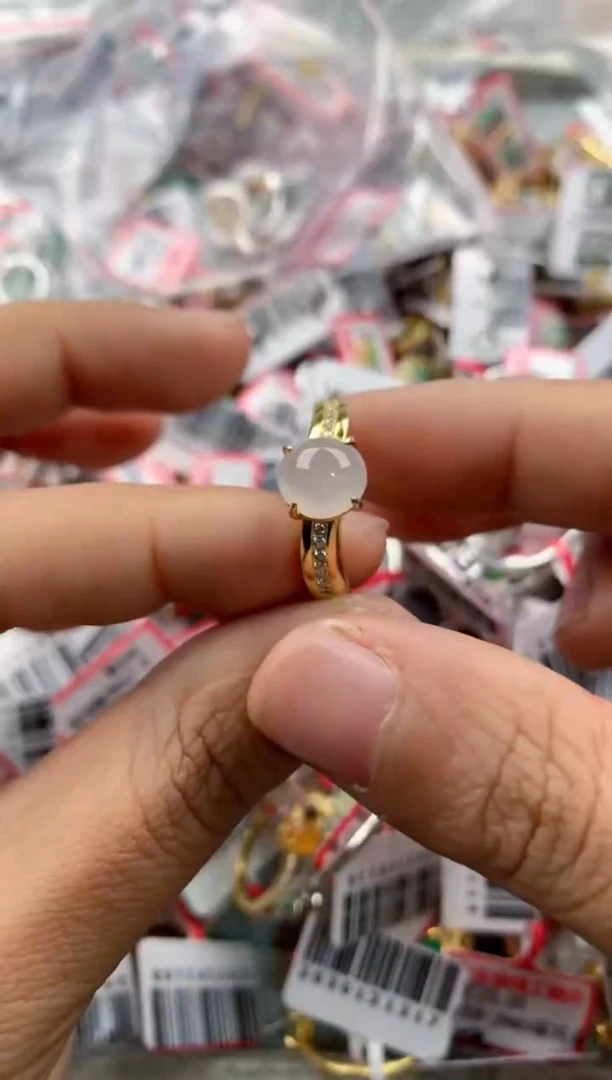 银S925镶嵌戒指翡翠888               1