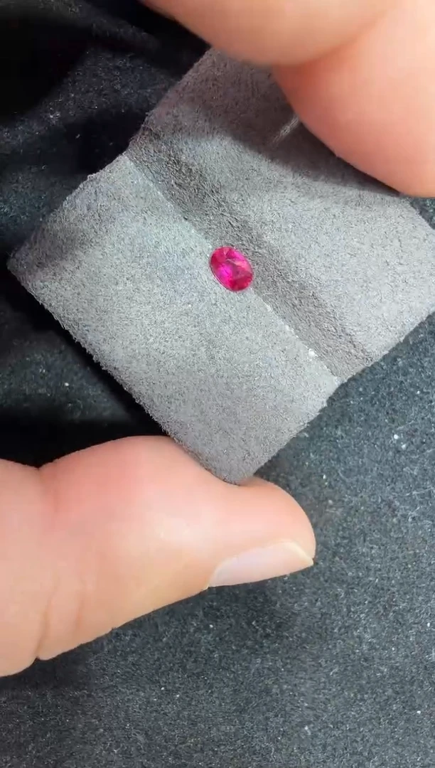 未镶嵌定制定制红宝石天然无烧缅甸鸽血红0.34克拉