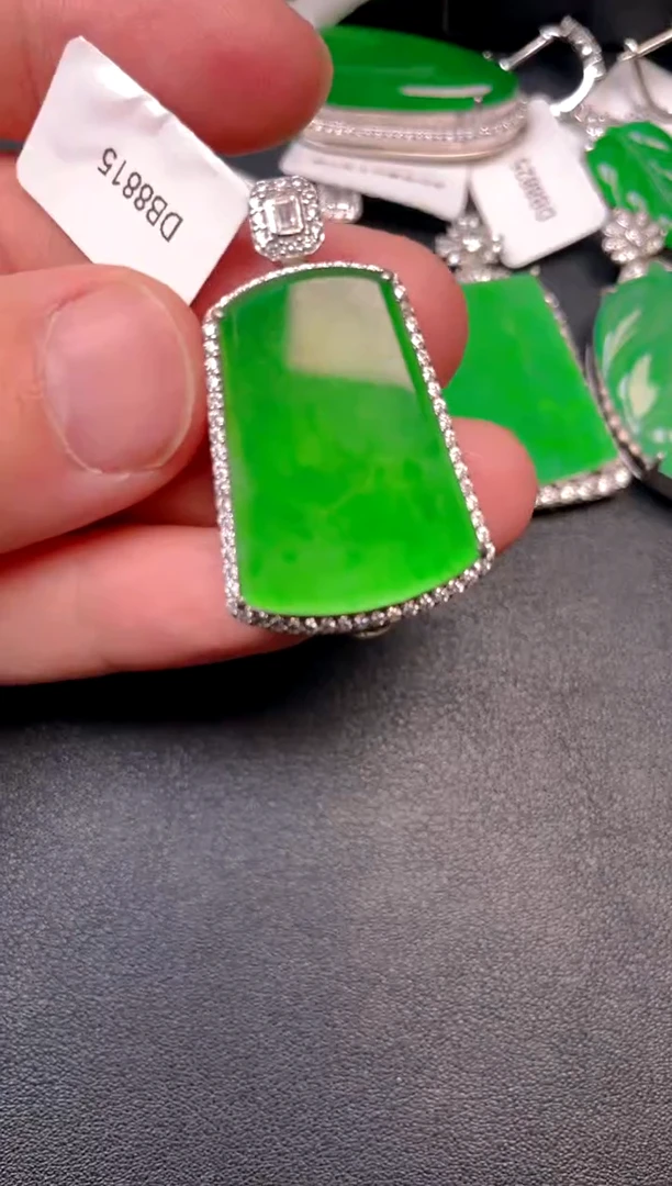 吊坠(不含链)银S925镶嵌翡翠吊坠