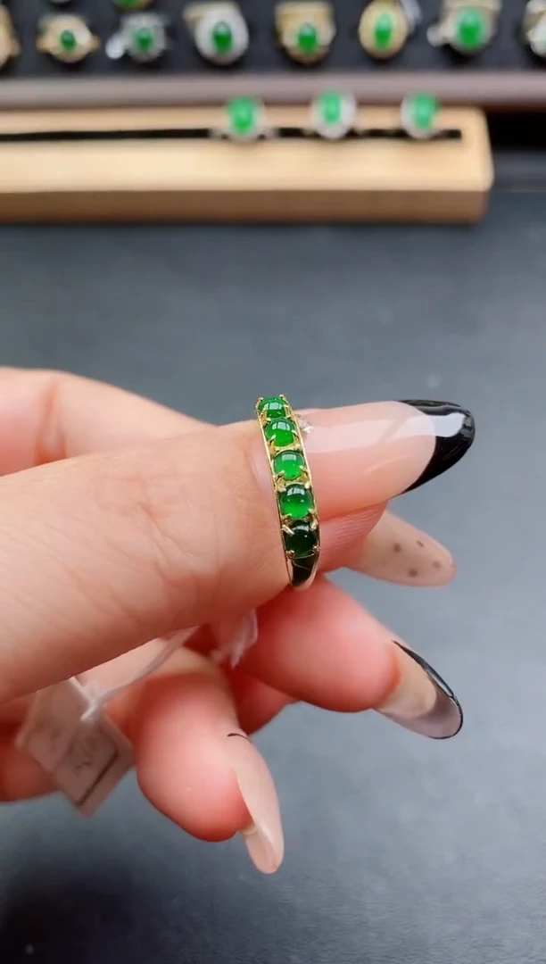 银S925镶嵌戒指翡翠1